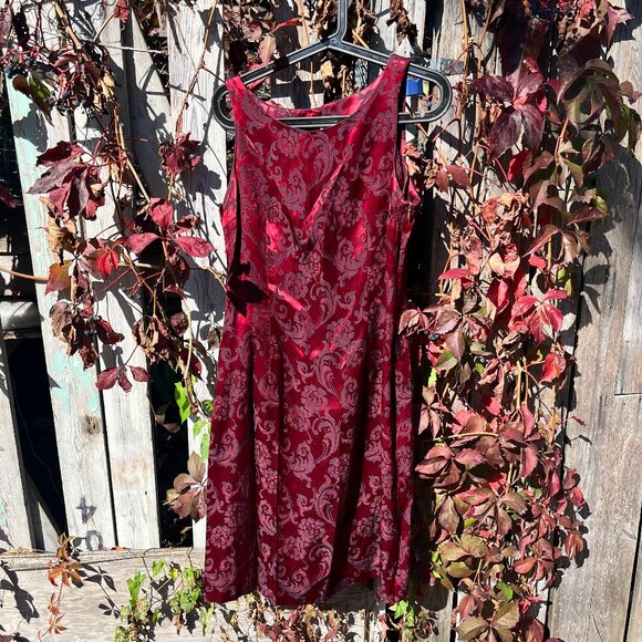 Vintage burgundy dress with floral print - Picture 1 of 5